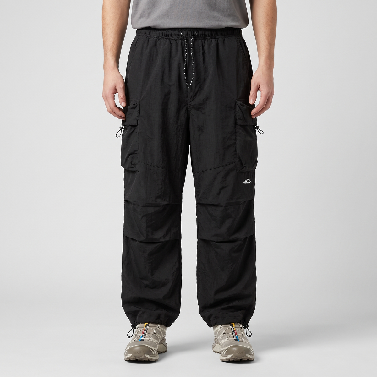Herren Cargohose – weites Bein, Fallschirm-Stil mit Reißverschlusstaschen