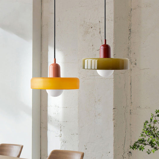 Rebolet | Bauhaus-Pendelleuchte aus farbigem Glas