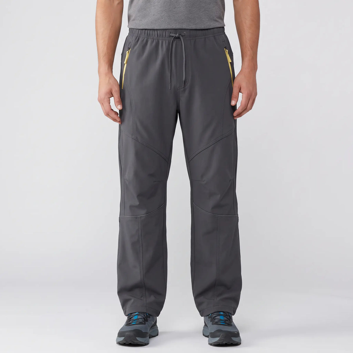 Wanderhose weites Bein – wasserabweisende Softshell-Gehhose