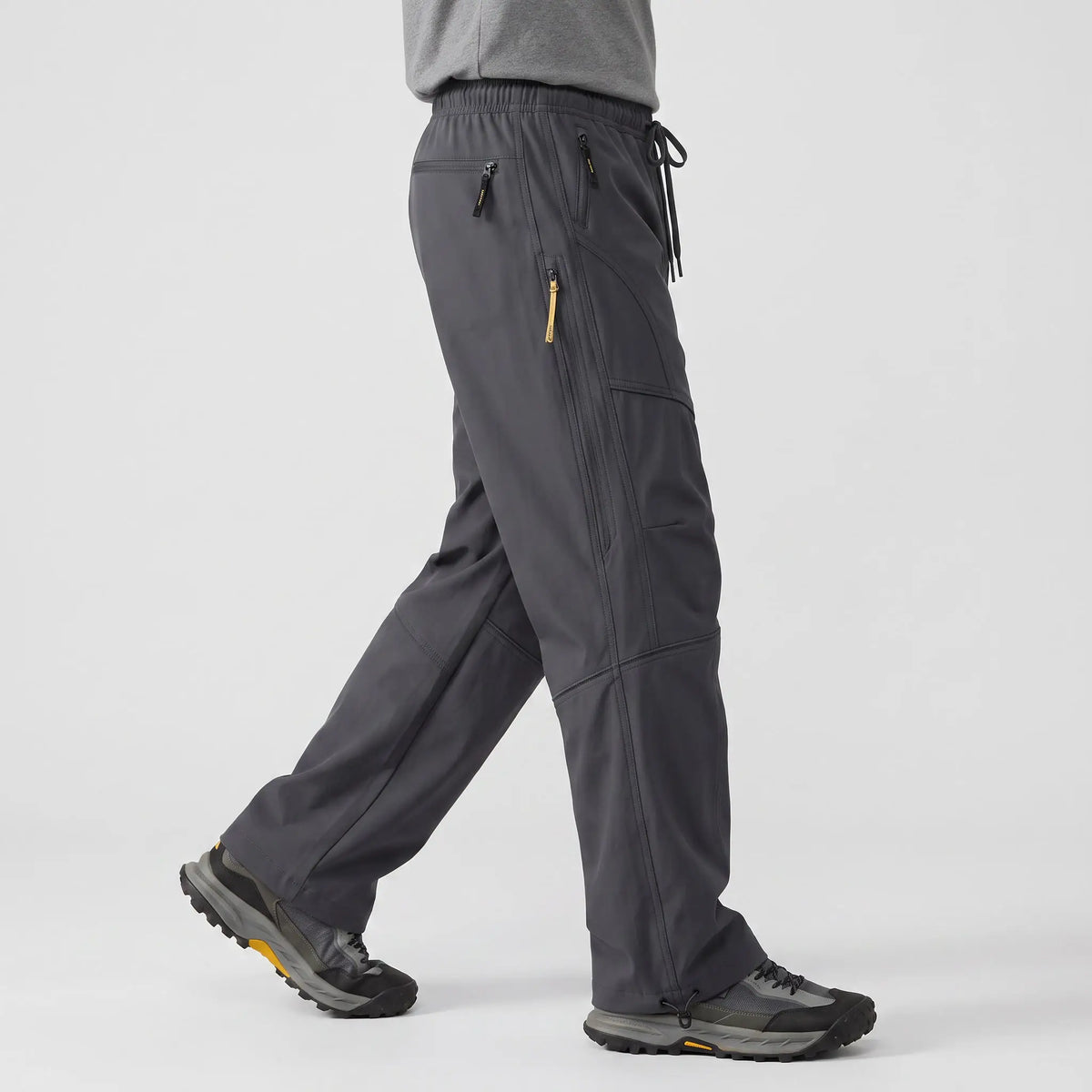 Wanderhose weites Bein – wasserabweisende Softshell-Gehhose