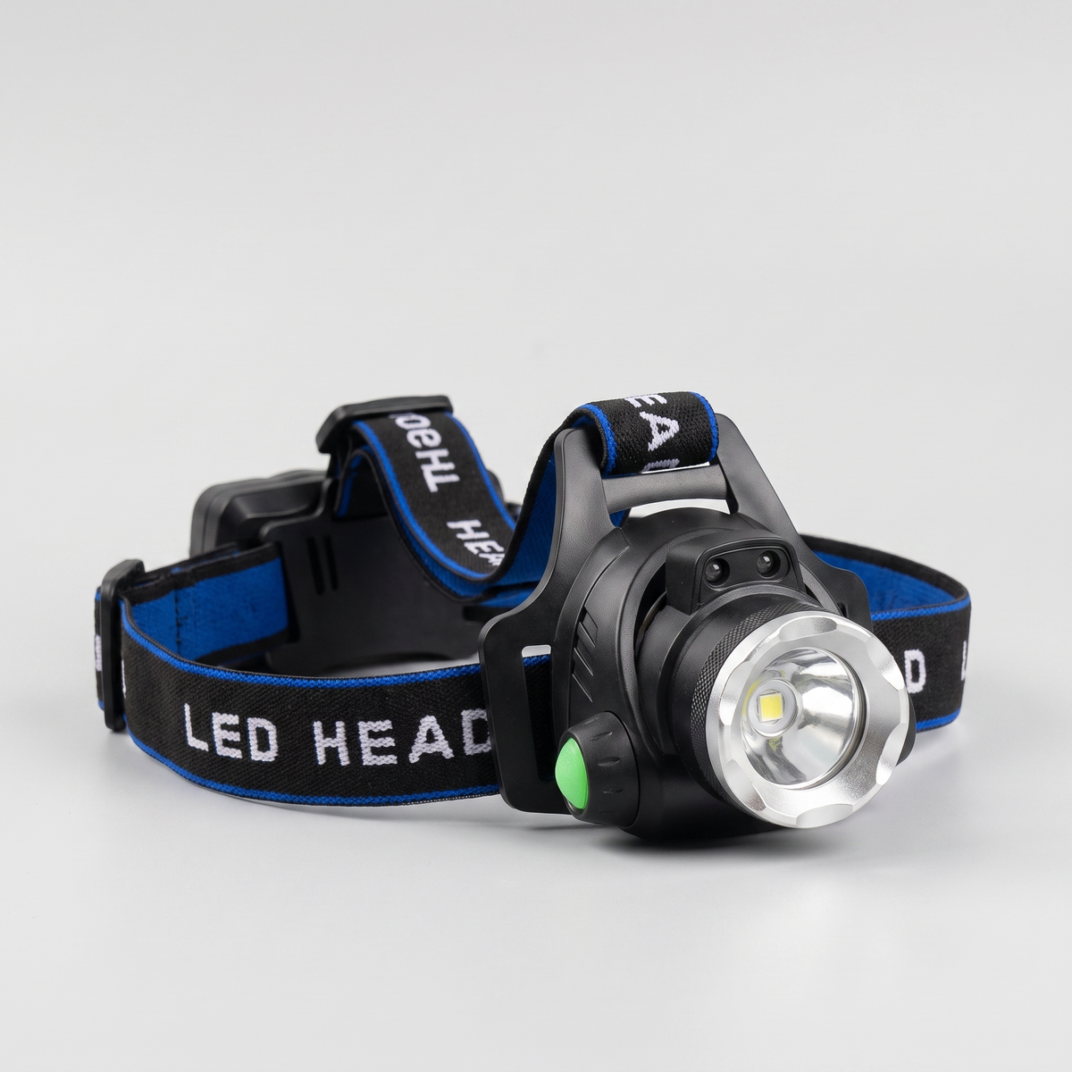 Stirnlampe wiederaufladbar – zoombarer Strahl mit drei Betriebsmodi