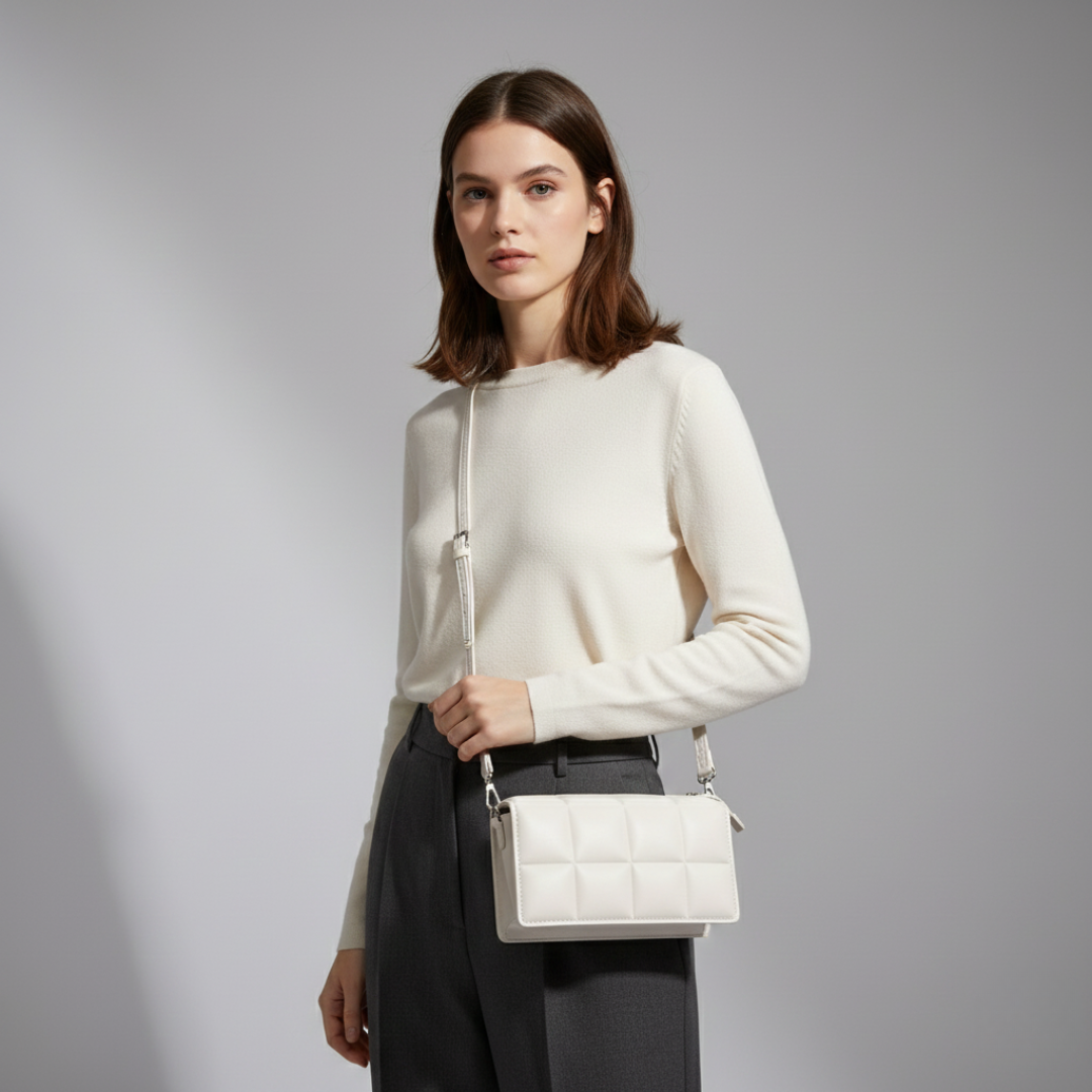Kleine gepolsterte Schultertasche