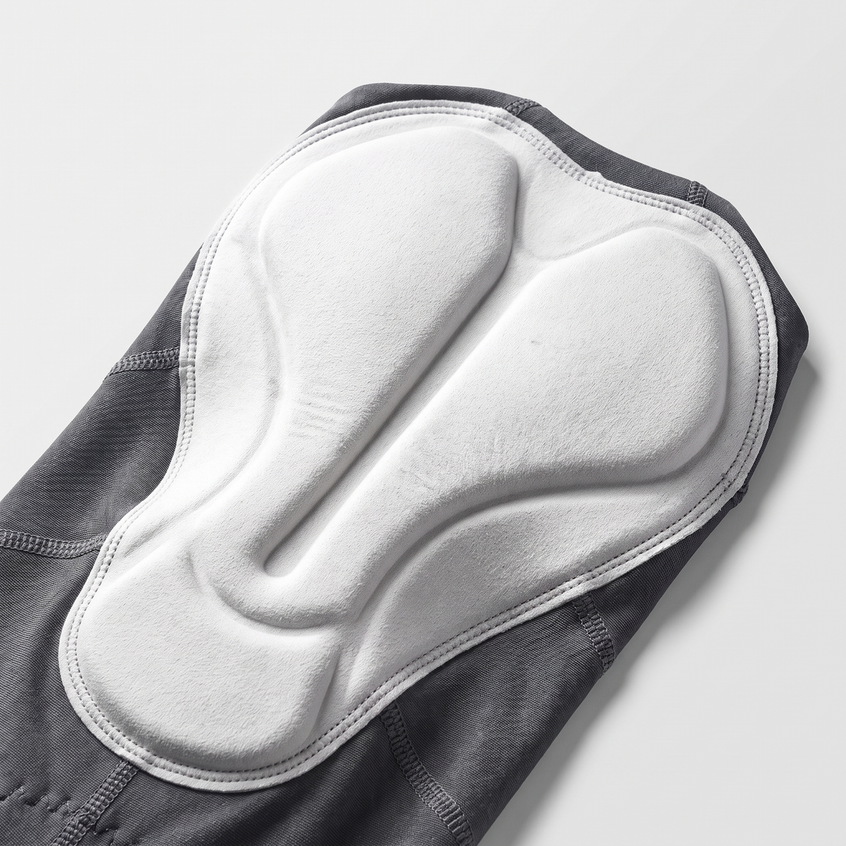 Damen Radlerhose gepolstert – Trägerhose mit Sitzpolster für Rennradfahren