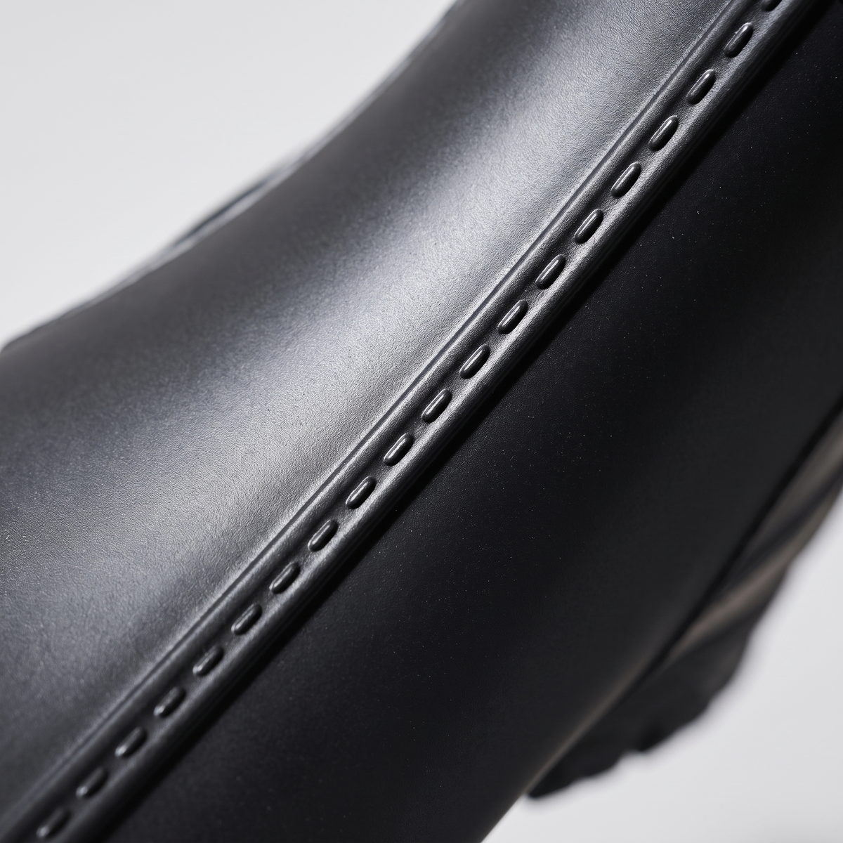 Knöchelhohe Gummistiefel – kurze wasserdichte Wellington-Boots zum Reinschlüpfen