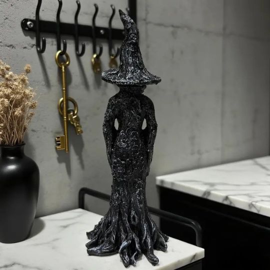 Rebolet | SchattenHexe Statue - Die Schweigende Wächterin