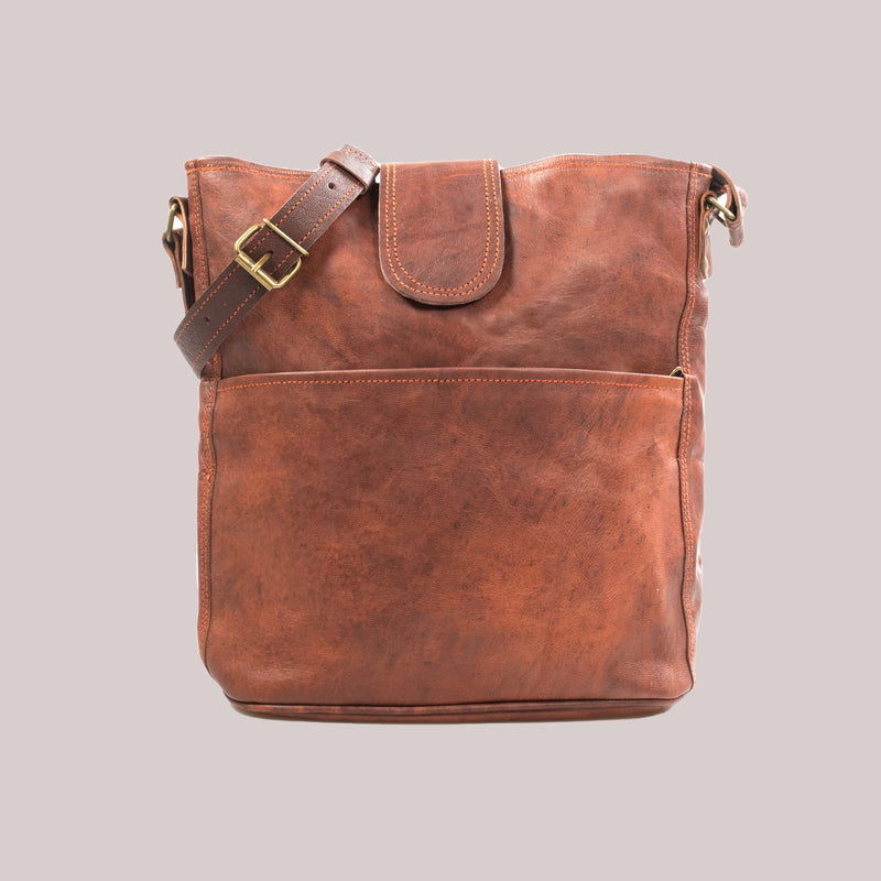 Leabags Leder Handtasche Damen I Premium Echtleder Umhängetasche I Damen Schultertasche I Damentasche I Tragetasche für Arbeit Uni Schule Freizeit I Größe L (31 x 23 x 6 cm) I Vintage Cognac