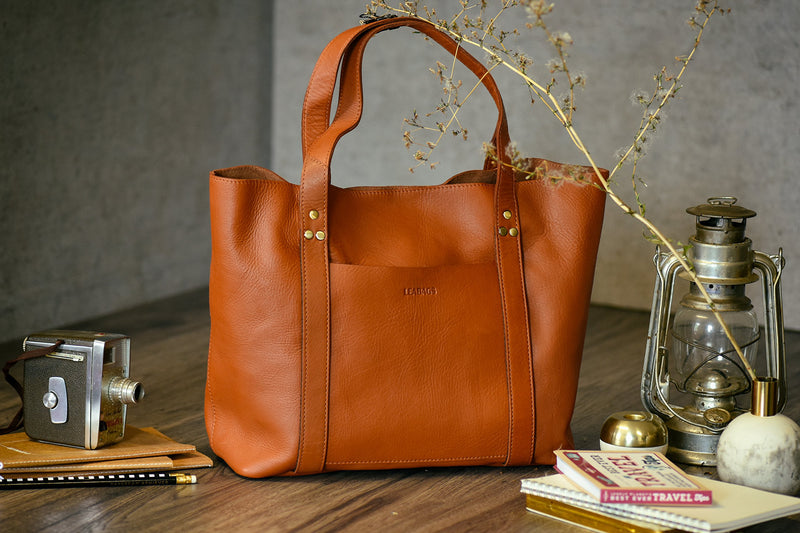 LEABAGS Rosario Handtasche aus echtem Büffel-Leder im Vintage Look - Cognac