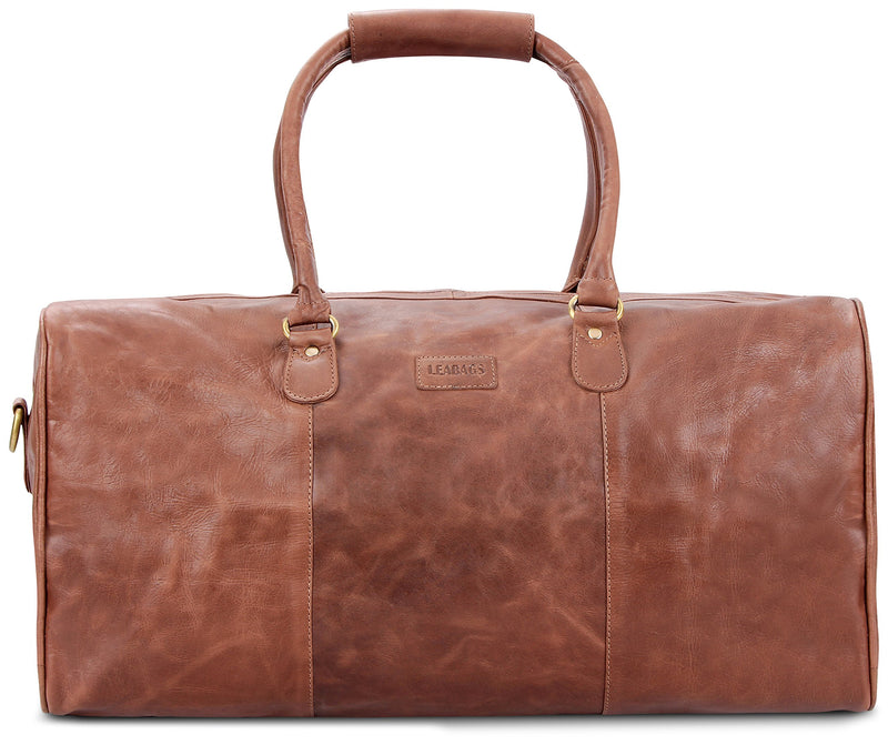 Leabags Leder Weekender Damen & Herren I Echtleder Premium Reisetasche I 40 l Sporttasche I Duffle Travel Gym Bag I Sporttasche I Trainingstasche I Tasche Flugzeug I groß I Vintage Cognac