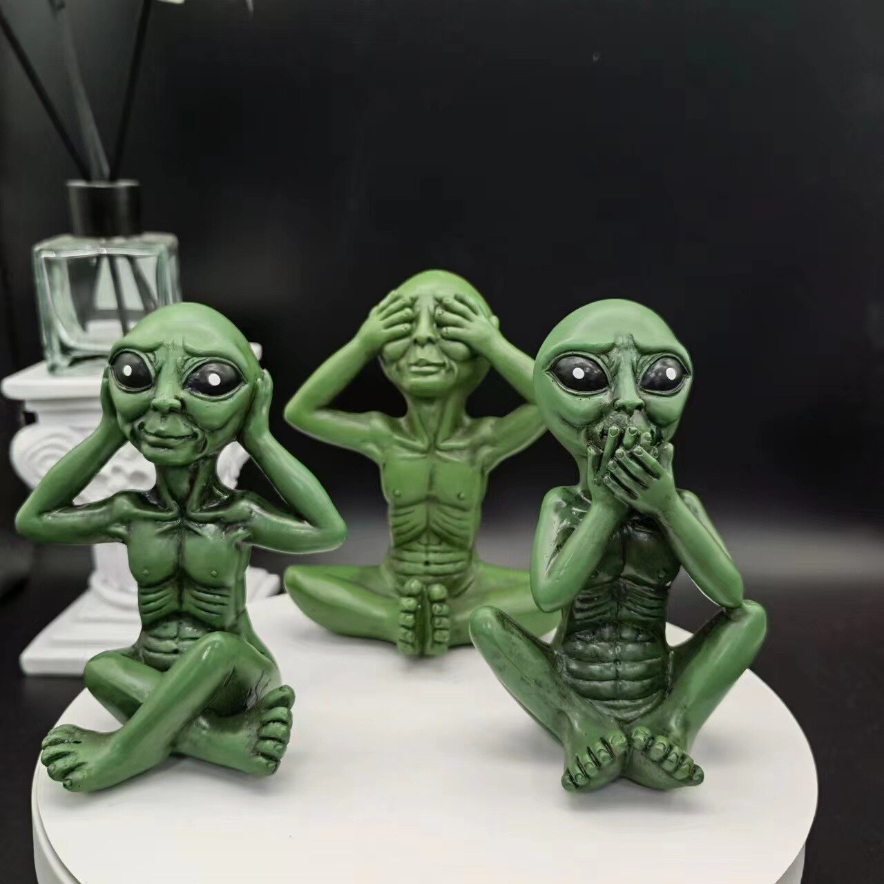 Rebolet| Alien Statue aus Harz für Garten & Außenbereich