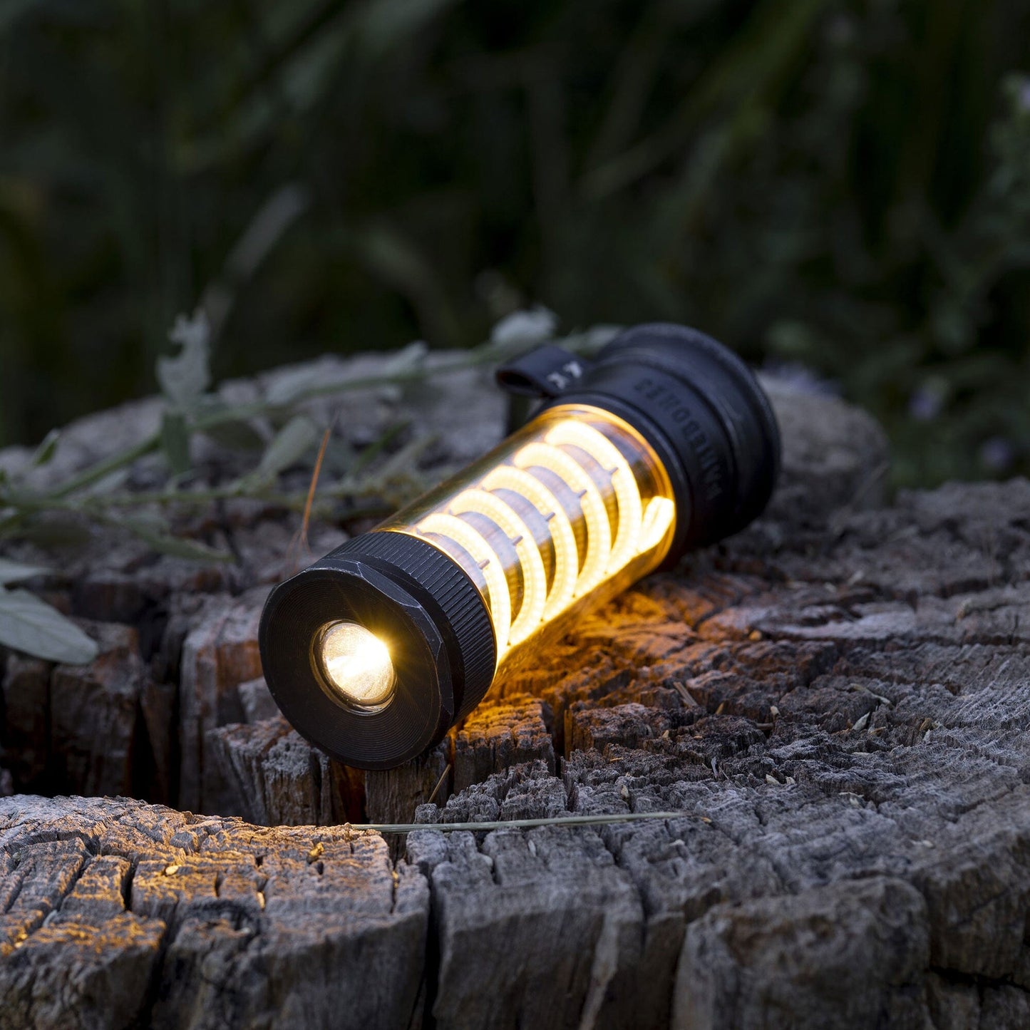Rebolet | Edison Light Stick – Mehrzweck-Laterne und Taschenlampe mit USB-C-Aufladung und 7 Leuchtmodi