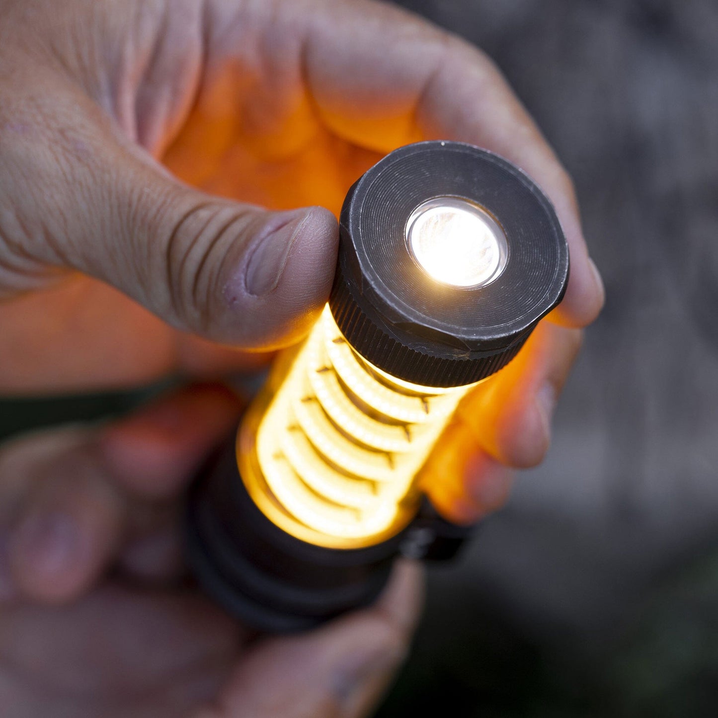 Rebolet | Edison Light Stick – Mehrzweck-Laterne und Taschenlampe mit USB-C-Aufladung und 7 Leuchtmodi