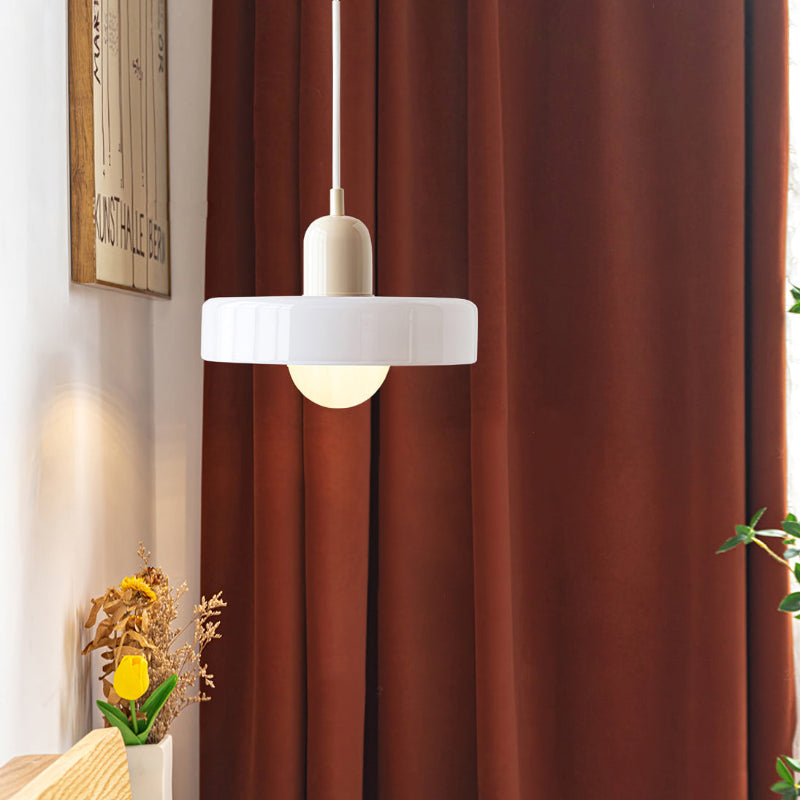Rebolet | Bauhaus-Pendelleuchte aus farbigem Glas