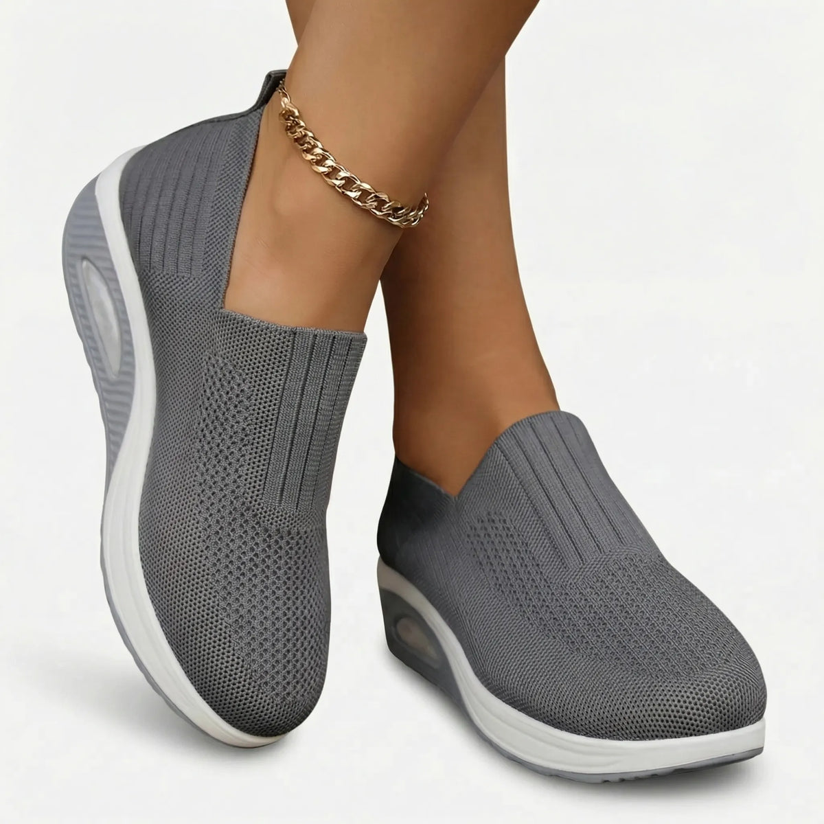 Cushova Slip-On Keilabsatz-Plattform-Sneaker