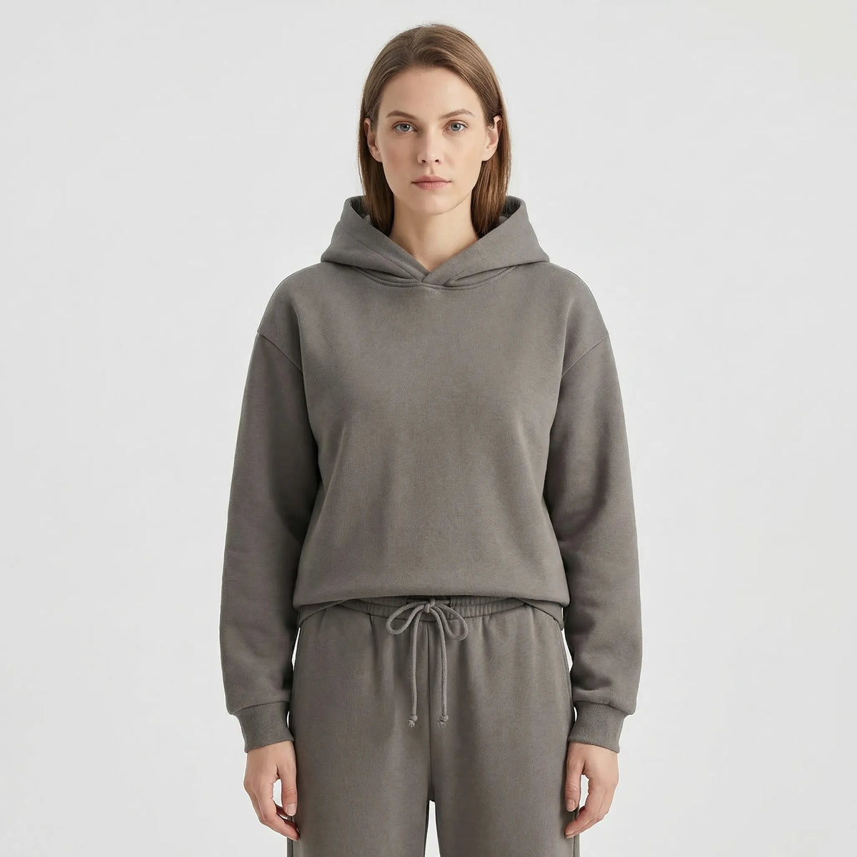 Loundrex Kapuzenpullover und Weiter-Bein-Anzughose Set