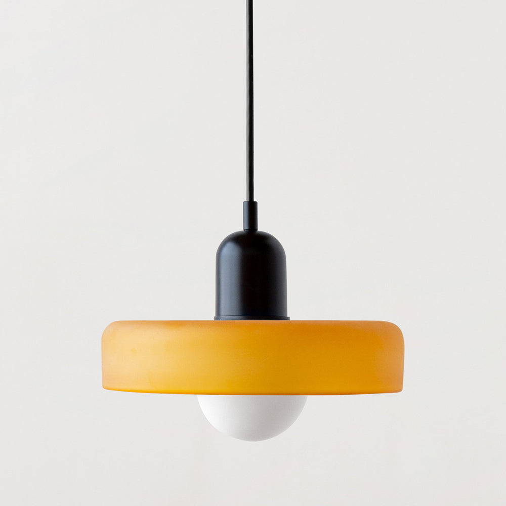 Rebolet | Bauhaus-Pendelleuchte aus farbigem Glas