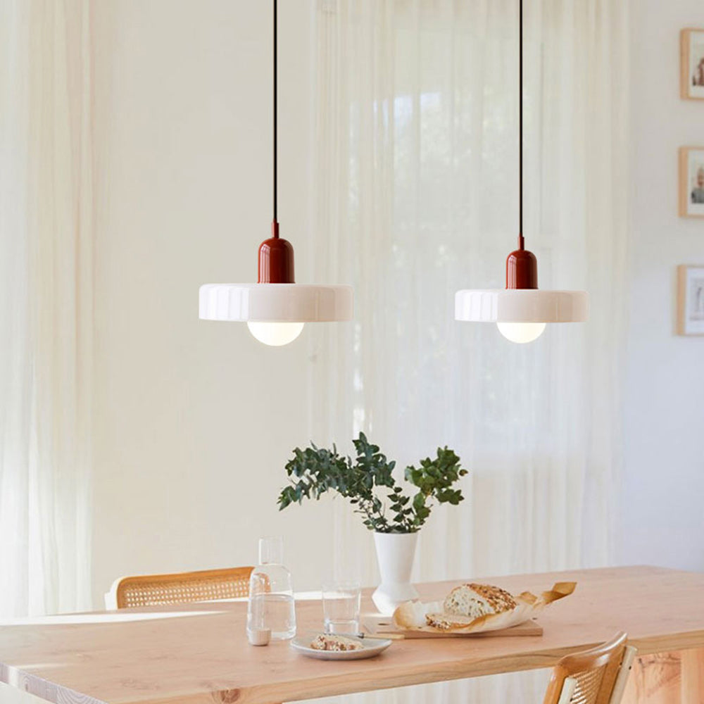 Rebolet | Bauhaus-Pendelleuchte aus farbigem Glas