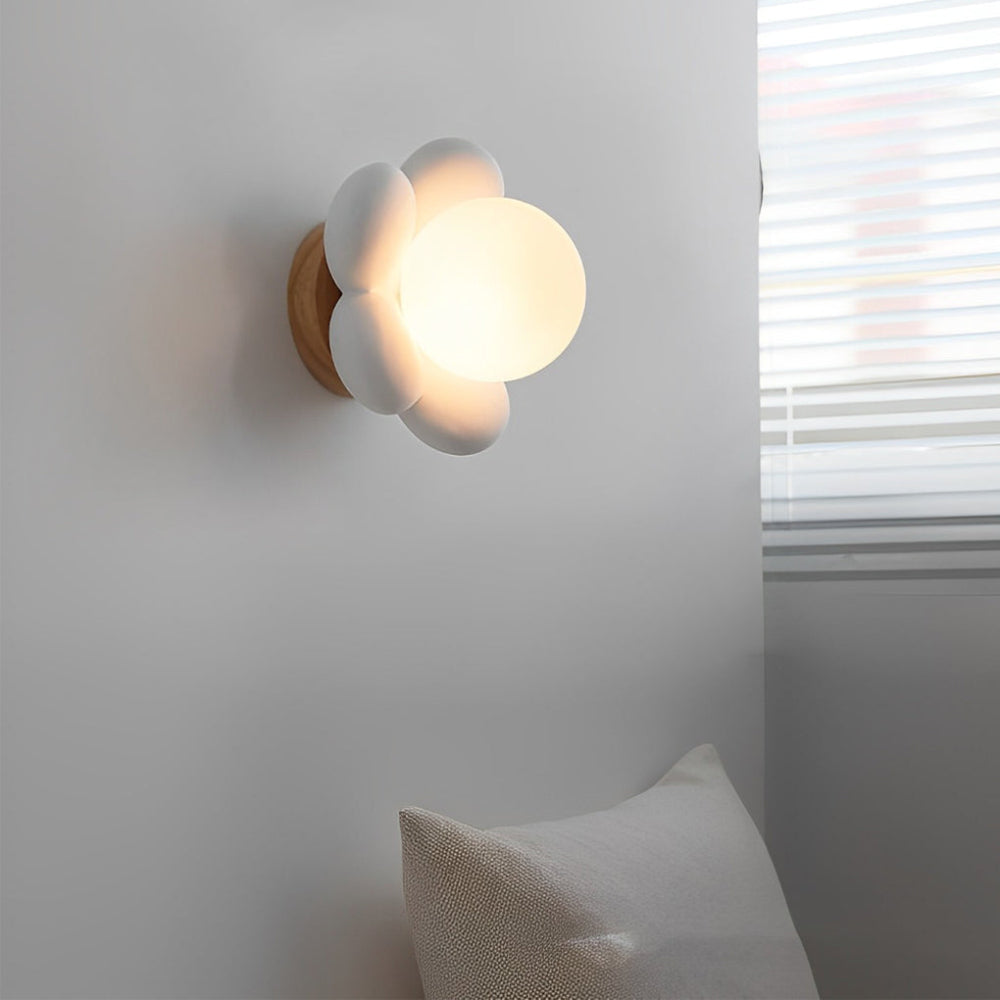Rebolet | FloraLux – Moderne Blumen-Wandleuchte LED cremefarben fürs Wohnzimmer