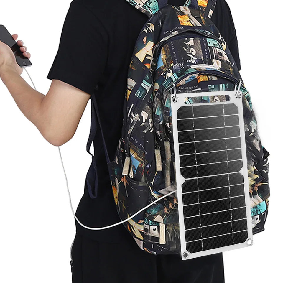 Tragbares Solarpanel mit USB – für Camping & Wandern