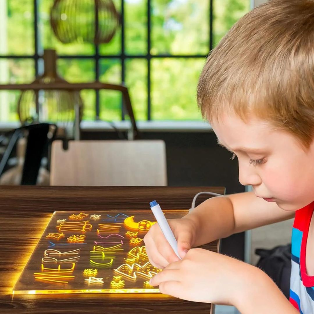 Rebolet | Leuchtendes LED Zeichenbrett für Kinder