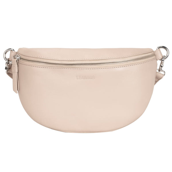 LEABAGS Cali kleine Bauchtasche aus echtem Leder | Gürteltasche mit Reißverschluss | Crossbody Bag für Damen | 23x5x13 cm | Brusttasche Creme Beige