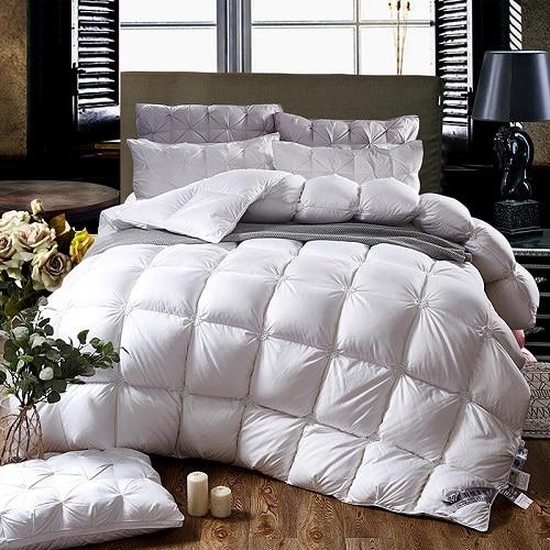Rebolet | PlumeLux – Winter Bettdecke 100% Gänsedaunen gesteppt – Warm & Luxuriös