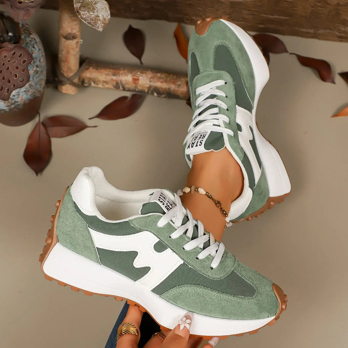 Damen Plateau-Sneaker mit Schnürung