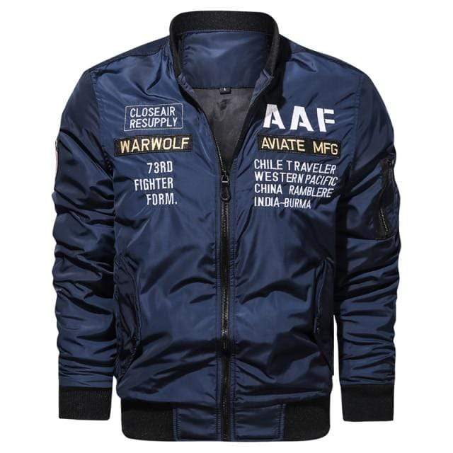 Bomberjacke im Militarylook