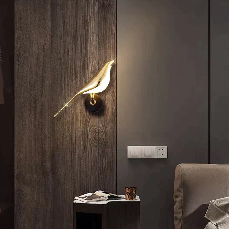 Rebolet | Moderne Vogel Wandlampe - AviaryGlow