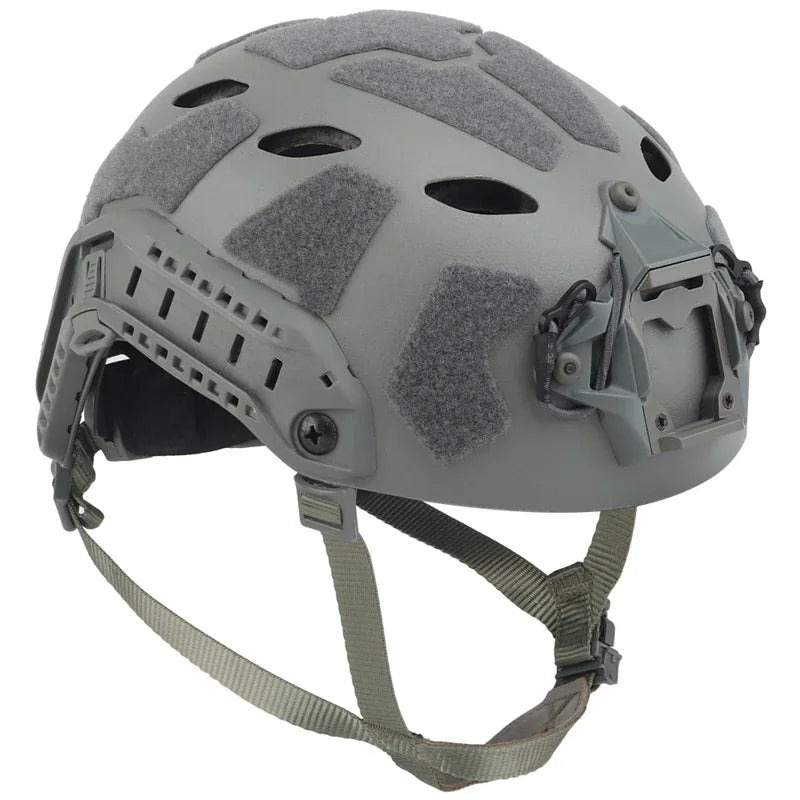 Leichter Tactical FAST-Helm mit Nachtsicht-Halterung & Seitenschienen