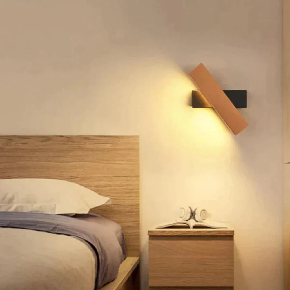 Rebolet | Moderne LED-Wandlampe mit drehbarem Holzdesign – Energiesparend und verstellbar